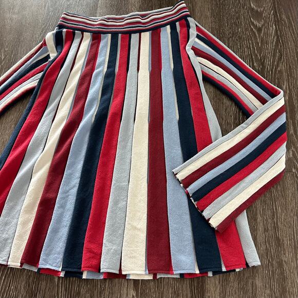 B8 Devotion Italy Multicolor Striped Knit Long Sleeve Flare Hem Top Size M - Picture 9 of 13